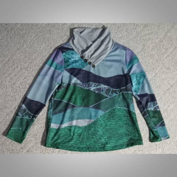 UNIQUE! multi colored women's top shirt size  medium - Picture 1 of 7